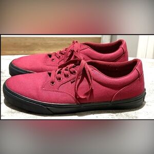 VANS Men’s Size 13 Atwood 721461 Padded Canvas Red Black Soles Sneakers Shoes